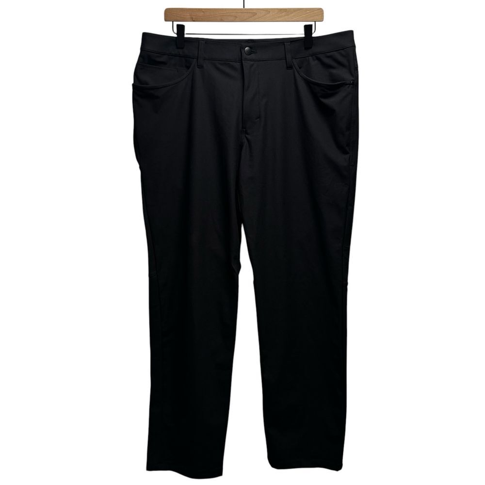Lululemon Men's Size 36 ABC Black Straight Leg 30" Inseam Warpstreme Chino Pants